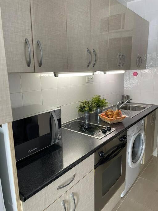 Puskas Apartman Costa De Antigua Exterior photo