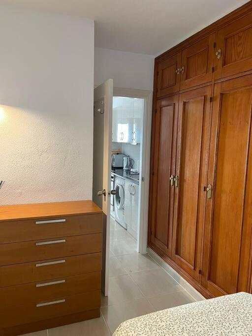 Puskas Apartman Costa De Antigua Exterior photo
